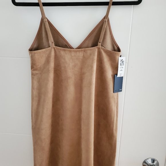 Aritzia | Wilfred Vivienne dress in camel, size XS - Picture 4 of 5